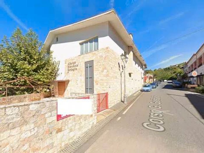 Casa in vendita in Corso G Garibaldi, Centro, Laconi