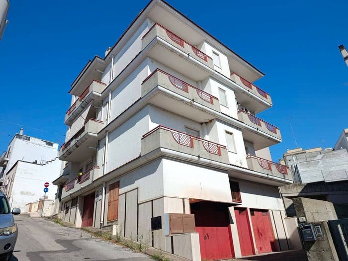 Appartamento quadrilocale in vendita in Via Progresso, Centro, Ginosa