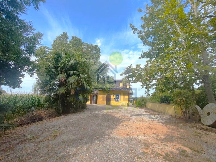 Casa trilocale in vendita in VIA BEVERARA, Centro, Acquanegra sul Chiese