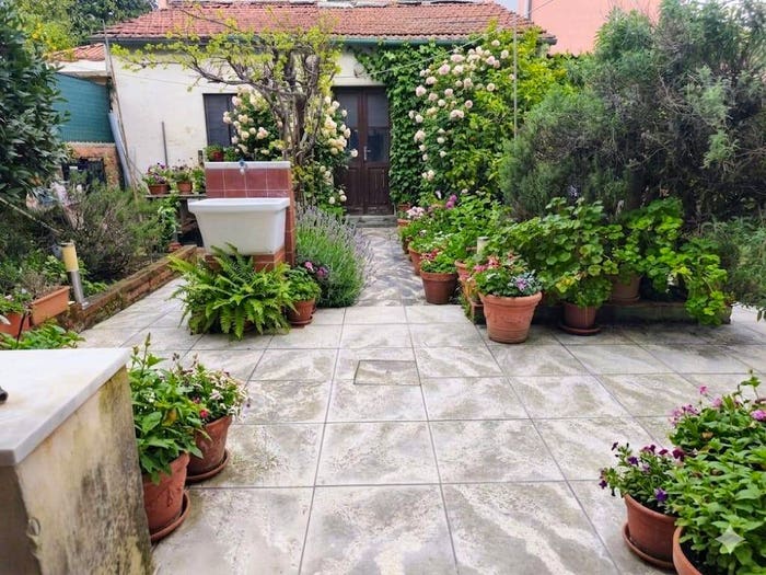 Casa con 6 locali in vendita in Via Dante Alighieri, Marina di Carrara, Carrara