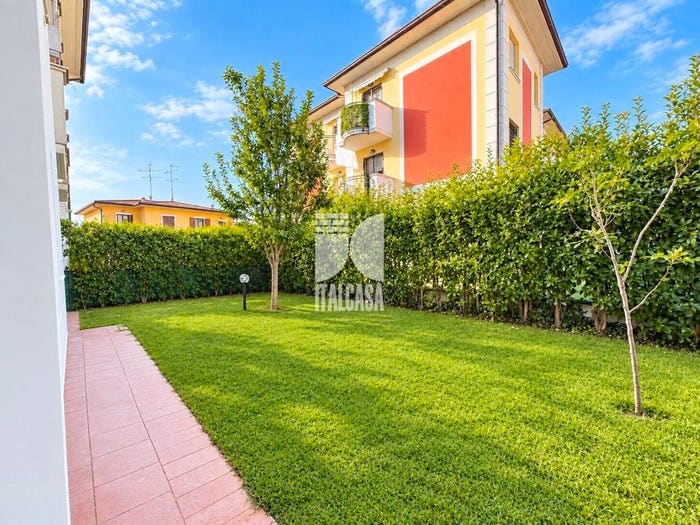 Appartamento con 5 locali in vendita in Strada Gambarara, Cittadella Colle Aperto, Mantova
