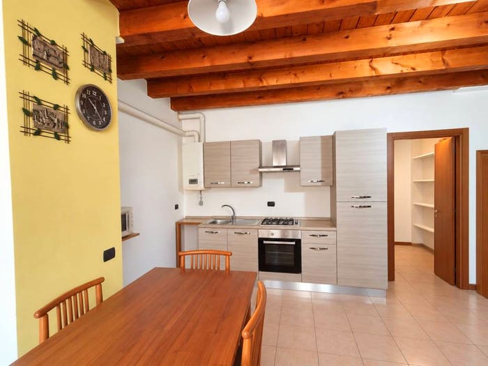 Appartamento bilocale in vendita in Via Carlo Antonia Broggi, Lurago Marinone