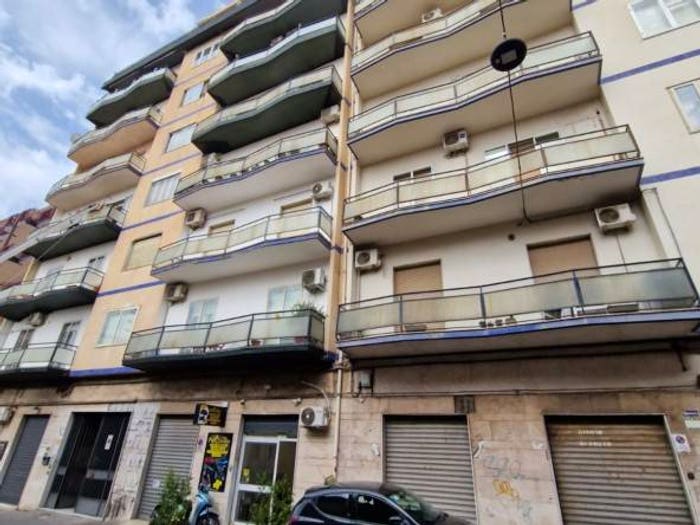Appartamento quadrilocale in vendita in Via Gian Battista Nicolosi, Paternò