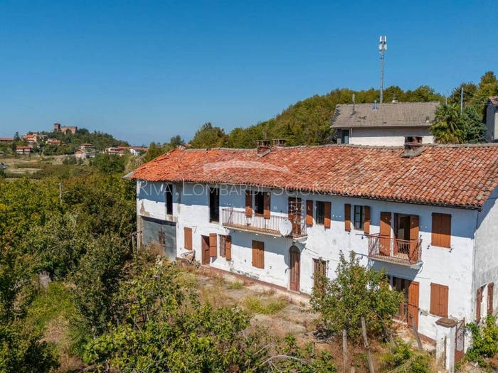 Casa con 6 locali in vendita in Via Camillo Benso Conte di Cavour, Gabiano