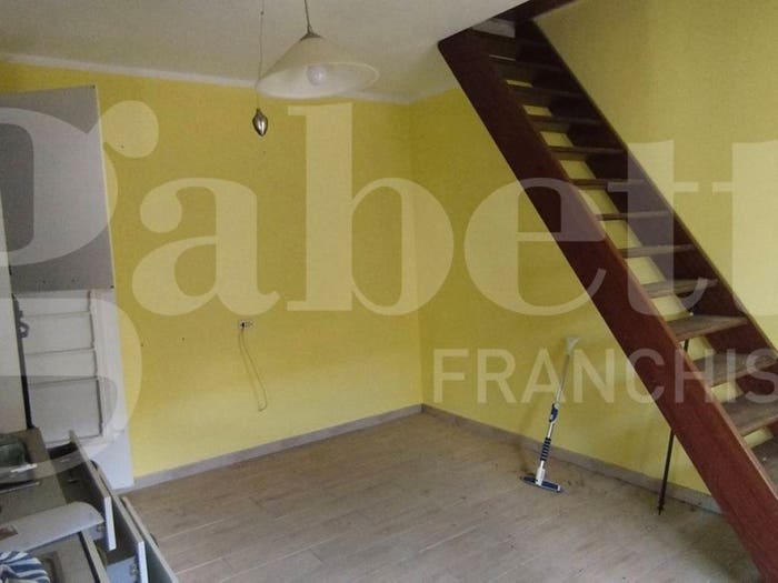 Appartamento trilocale in vendita in Via Giovanni XXIII, Amaroni