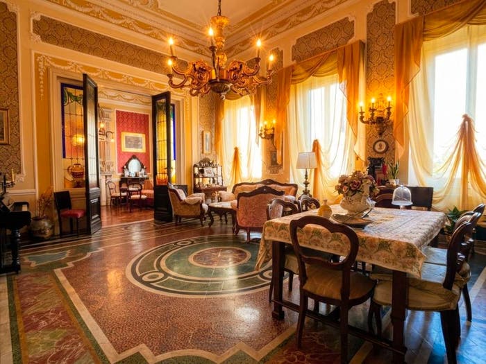 Appartamento con 6 locali in vendita in Piazza della Vittoria, Attias Marconi, Livorno