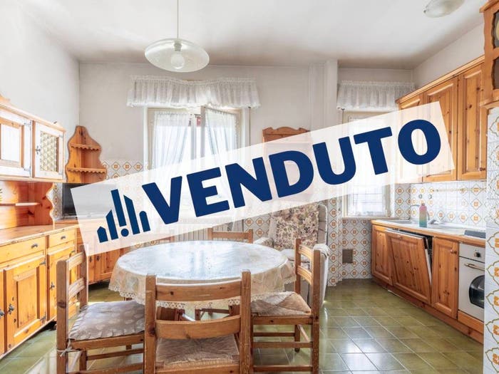 Appartamento con 5 locali in vendita in via Aldo Moro, Centro, Filottrano
