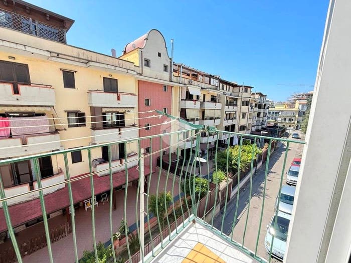 Appartamento trilocale in vendita in Via Del Maestrale, Zona Industriale Marina, Napoli