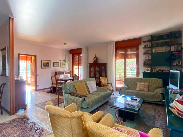 Appartamento quadrilocale in vendita in Via Caumont Caimi, Centro, Felino