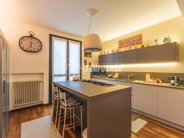 Appartamento trilocale in vendita in Viale Lombardia, Cusago