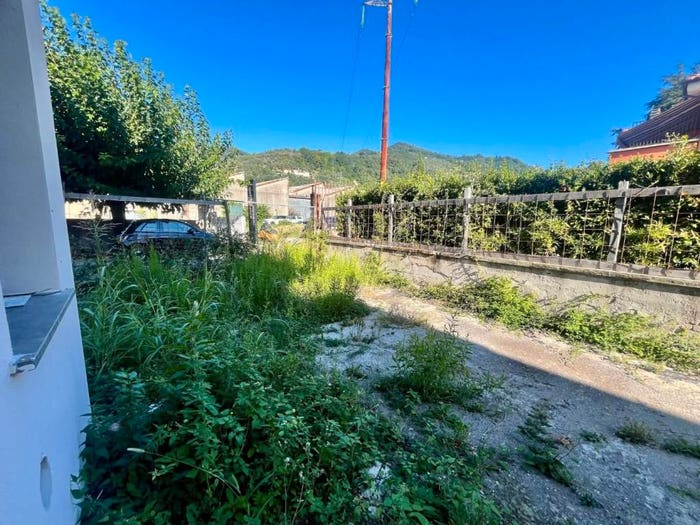 Appartamento trilocale in vendita in Centro, Pescia
