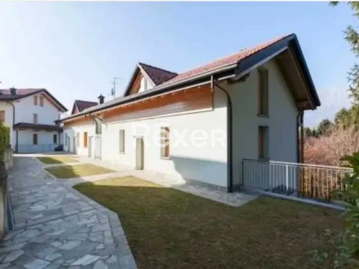 Appartamento trilocale in vendita in Via Giacomo Matteotti, Cassina Valsassina
