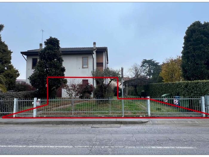 Appartamento con 6 locali in vendita in Via Municipio Campodoro PD Italia Campodoro PD, Centro, Campodoro