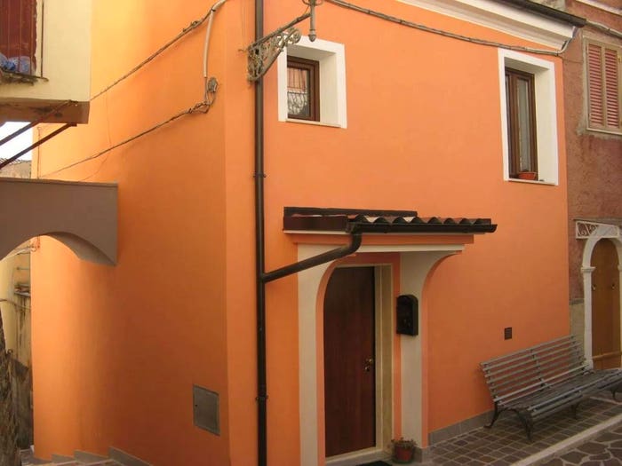 Casa monolocale in vendita in Piazza Commercio, Centro, Bussi sul Tirino