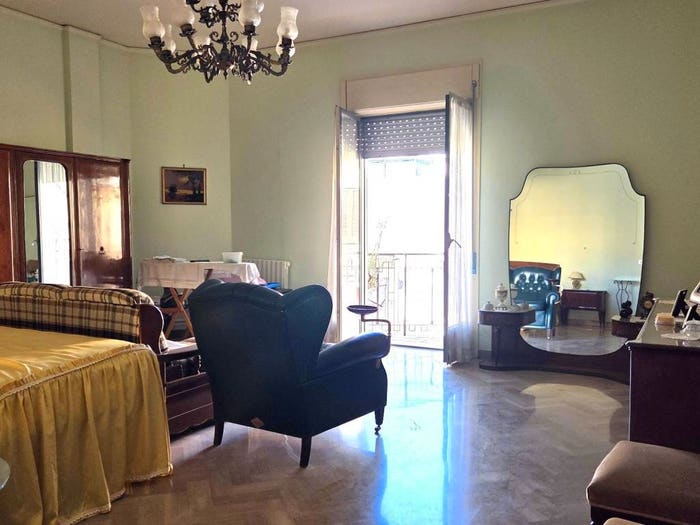 Appartamento quadrilocale in vendita in Viale Corrado Santuccio, Centro, Avola