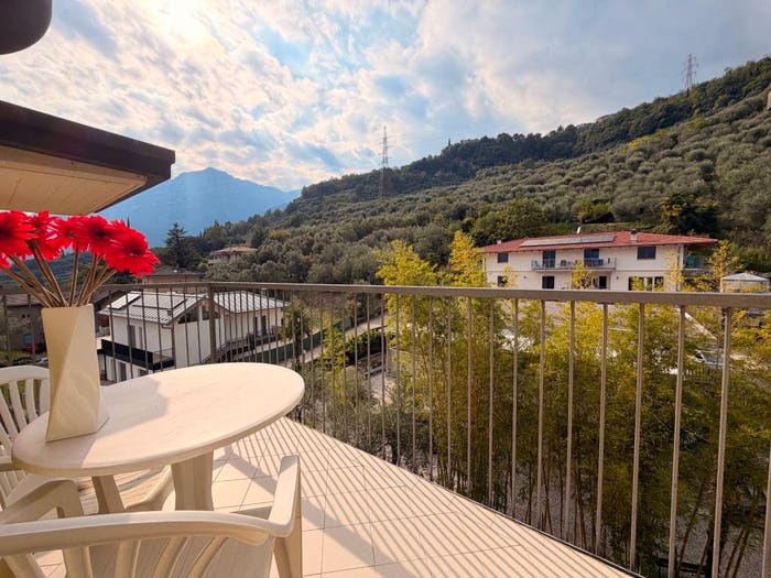 Appartamento trilocale in vendita in Via Vittorio Veneto, Centro, Arco