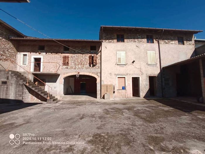 Casa con 6 locali in vendita in Via Cristoforo Colombo, Pantianicco, Mereto di Tomba