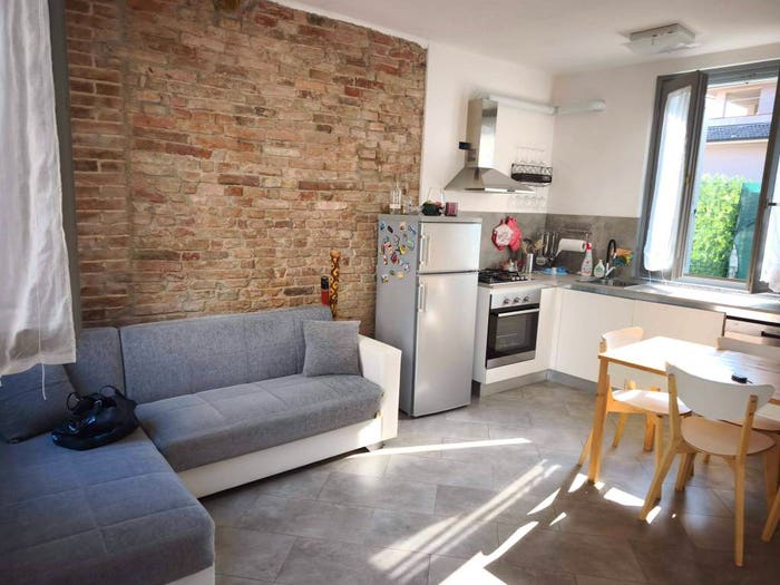Casa trilocale in vendita in Via Commercio, Quarto, Gossolengo