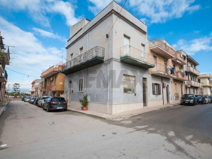 Casa con 5 locali in vendita in Via Mariannina Coffa, Centro, Pachino