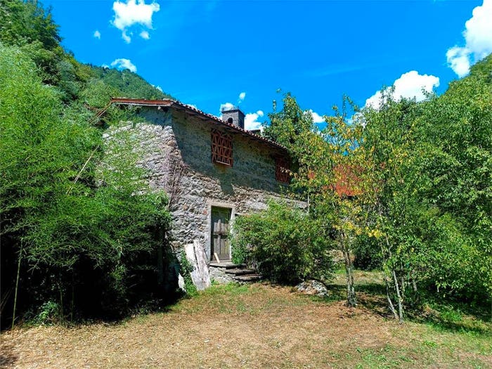 Casa con 6 locali in vendita in Castiglione di Garfagnana