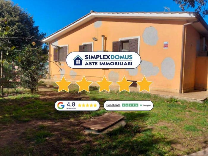 Appartamento con 5 locali in vendita in Via degli Aceri, Cogna, Aprilia