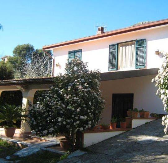 Casa con 6 locali in vendita in Strada Intercomunale, Montelepre