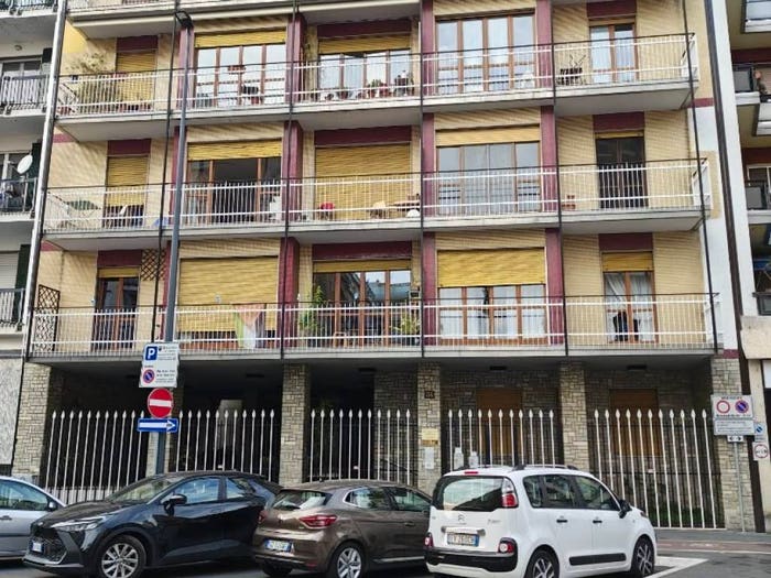 Appartamento monolocale in affitto in Via Vespri Siciliani, Giambellino, Milano