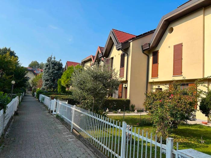 Casa trilocale in vendita in Via Arsiero, Centro, Vanzago