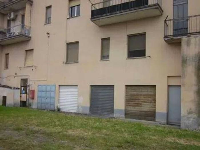 Appartamento trilocale in vendita in Via Roma, Centro, Sannazzaro de' Burgondi