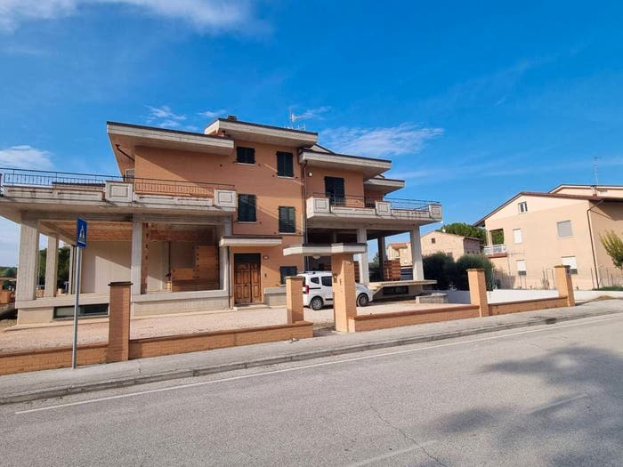 Casa con 5 locali in vendita in Via Lazio, Passo Del Bidollo, Corridonia
