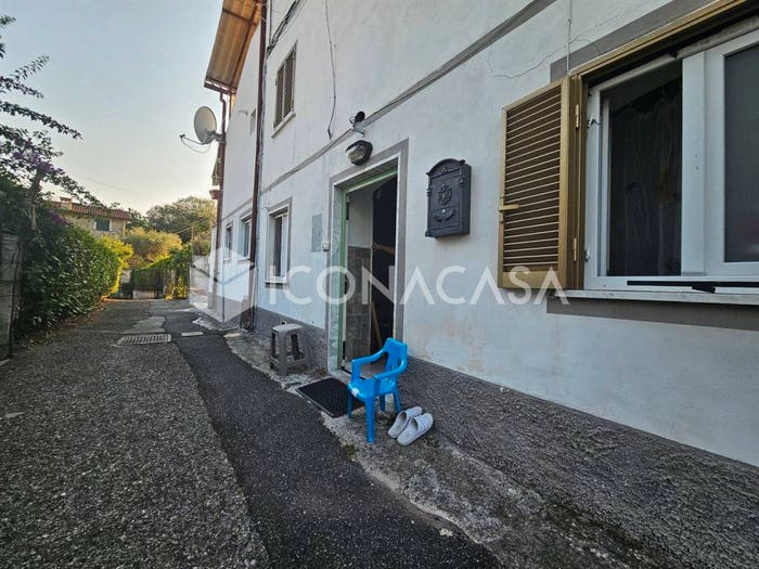 Appartamento bilocale in vendita in Via Dogana, Casano Dogana Isola, Luni