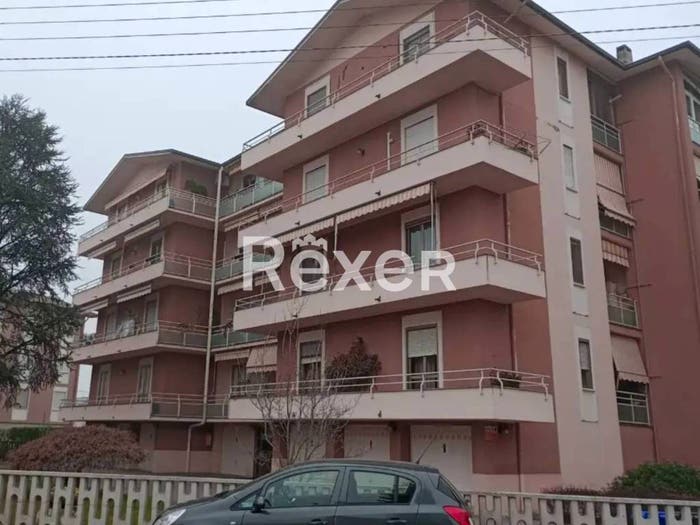 Appartamento trilocale in vendita in Viale Felice Bialetti, Centro, Mede