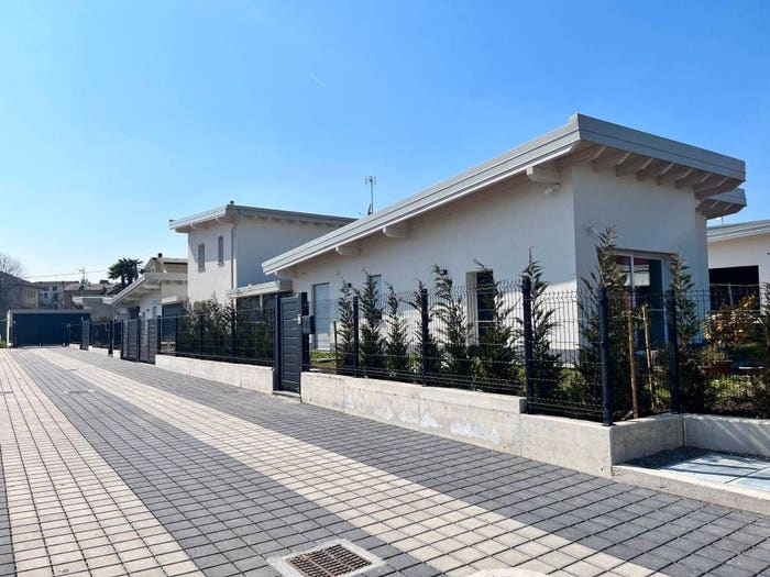Casa quadrilocale in vendita in Via Costantino, Galliano, Cantù