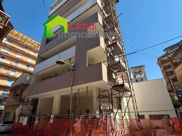 Appartamento trilocale in vendita in Centro, Battipaglia