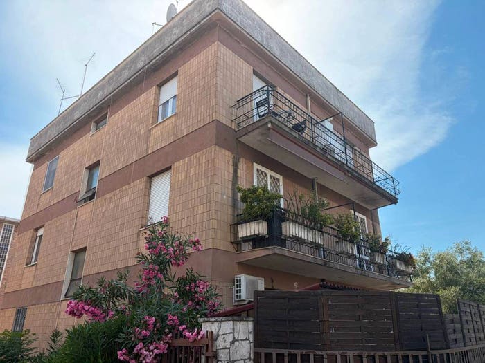 Appartamento bilocale in vendita in Via Pianoro, Vitinia, Roma