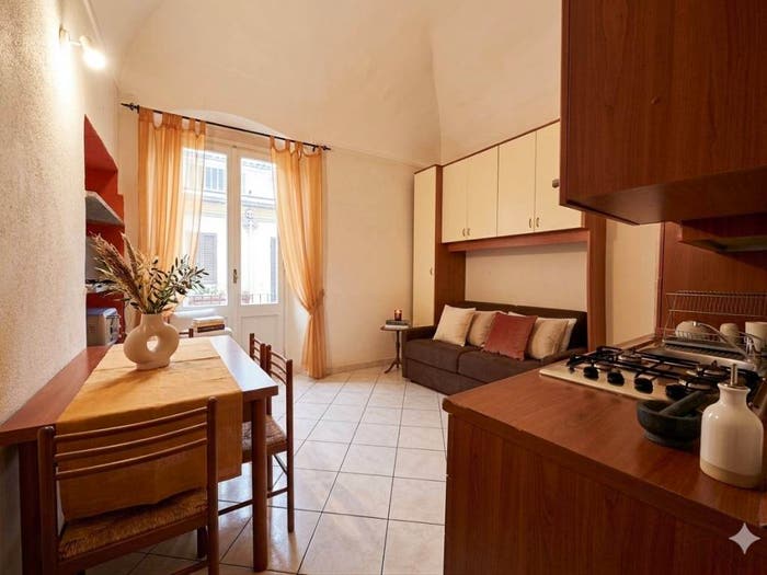 Appartamento monolocale in vendita in Via Giuseppe Garibaldi, Centro, Loano