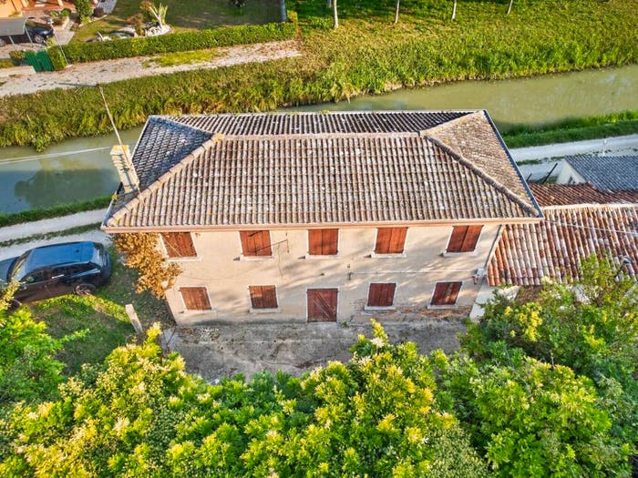 Casa in vendita in Via Giuseppe Garibaldi, Vallonga, Arzergrande