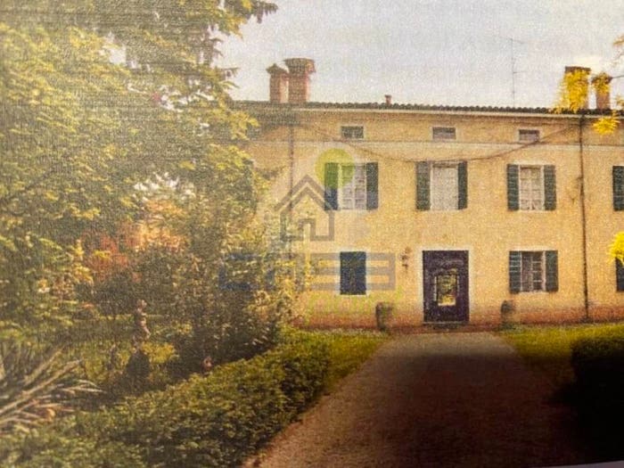 Casa con 6 locali in vendita in via giovanni papa xxiii, Centro, Boretto