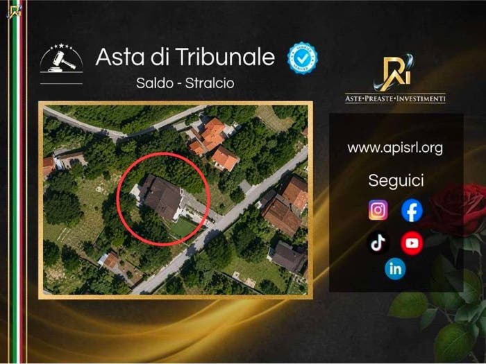 Appartamento quadrilocale in vendita in Via S Sebastiano, Quadri