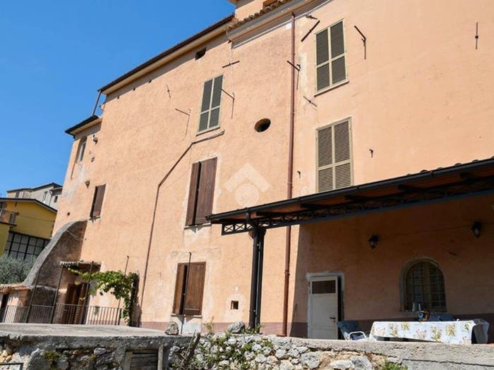 Casa con 6 locali in vendita in Via Borgo Loreto, Centro, Campoli Appennino