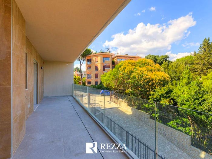 Appartamento trilocale in vendita in Via Roccaraso, Cortina d'Ampezzo, Roma