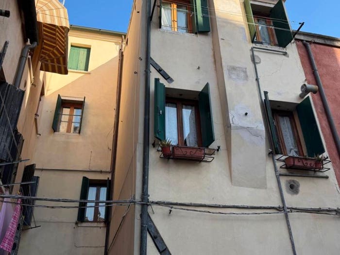 Appartamento quadrilocale in vendita in Calle Furlanetto, Centro Storico, Chioggia