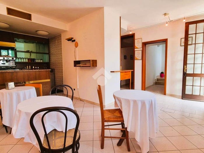 Casa con 6 locali in vendita in Via Cisa, Cerese, Borgo Virgilio