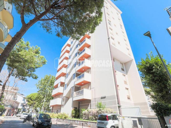 Appartamento trilocale in vendita in Via Bologna, Cattolica