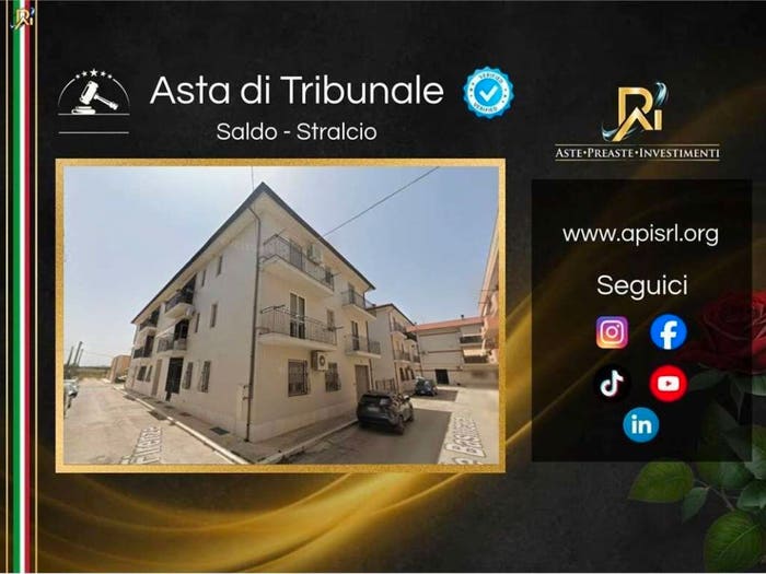 Appartamento quadrilocale in vendita in Via Milano, Centro, Lesina