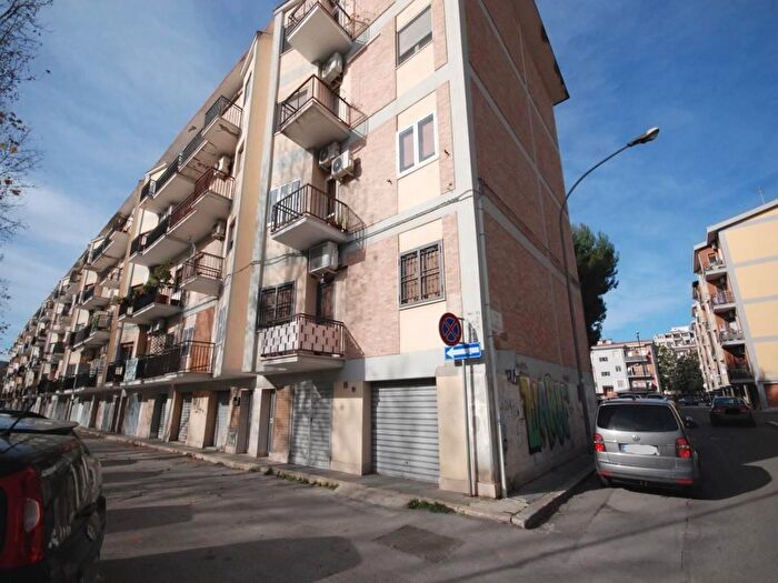 Appartamento trilocale in vendita in Viale Ofanto, Foggia