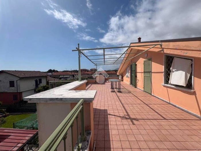 Appartamento con 5 locali in vendita in VIA DEI GRAGNAN, Rinchiostra Quercioli, Massa