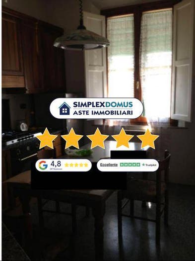 Appartamento con 5 locali in vendita in Via dell'indipendenza, San Pierino, Fucecchio