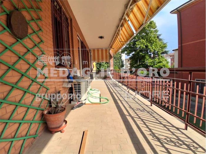 Appartamento con 5 locali in vendita in VIA ALBA, Sant'Agnese Università, Modena