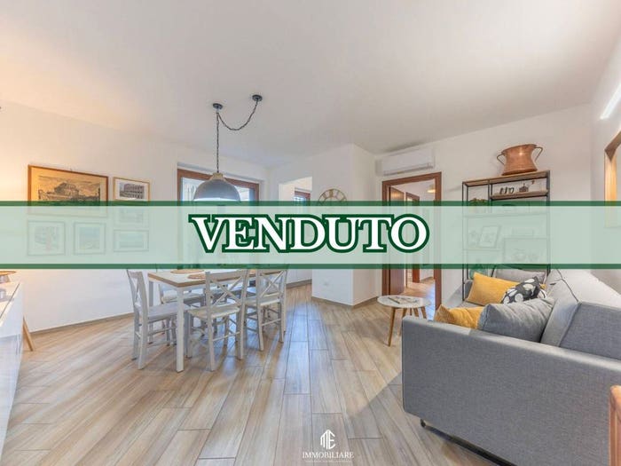 Appartamento trilocale in vendita in Via Roma, Centro, Lariano